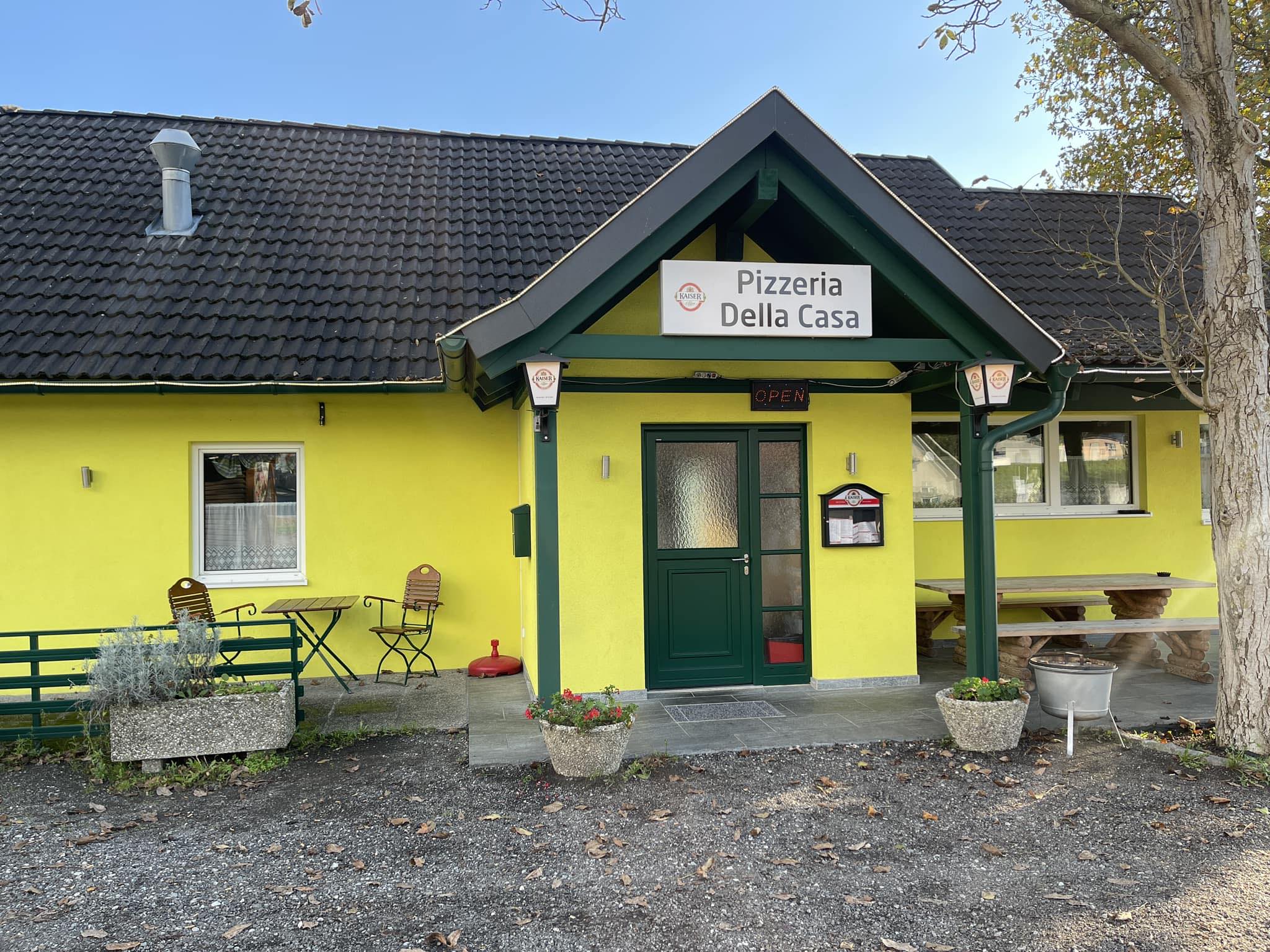 Pizzeria Della Casa
