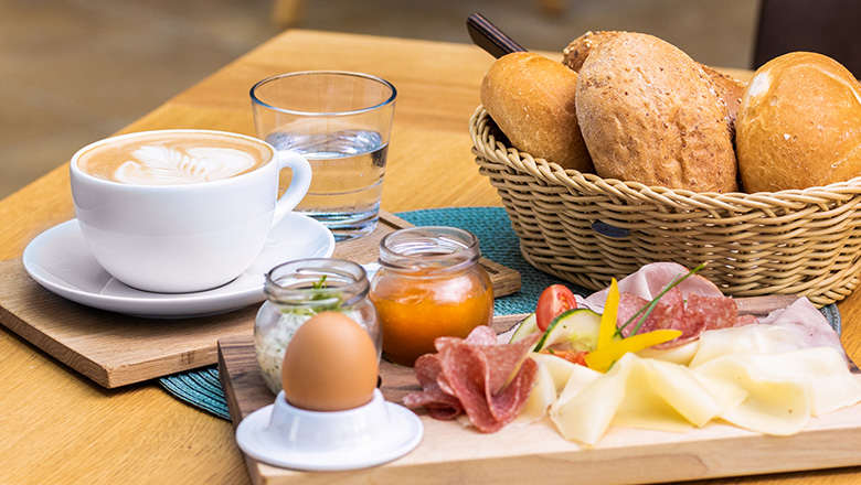 Eis-Greissler Kaffeehaus, Frühstück