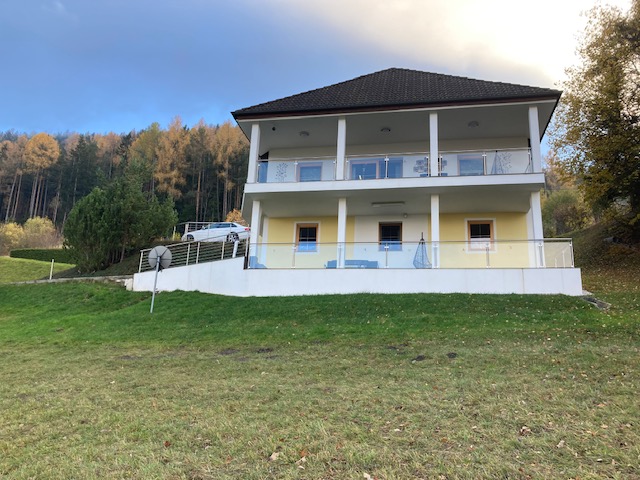 Haus am Fuße des Semmering