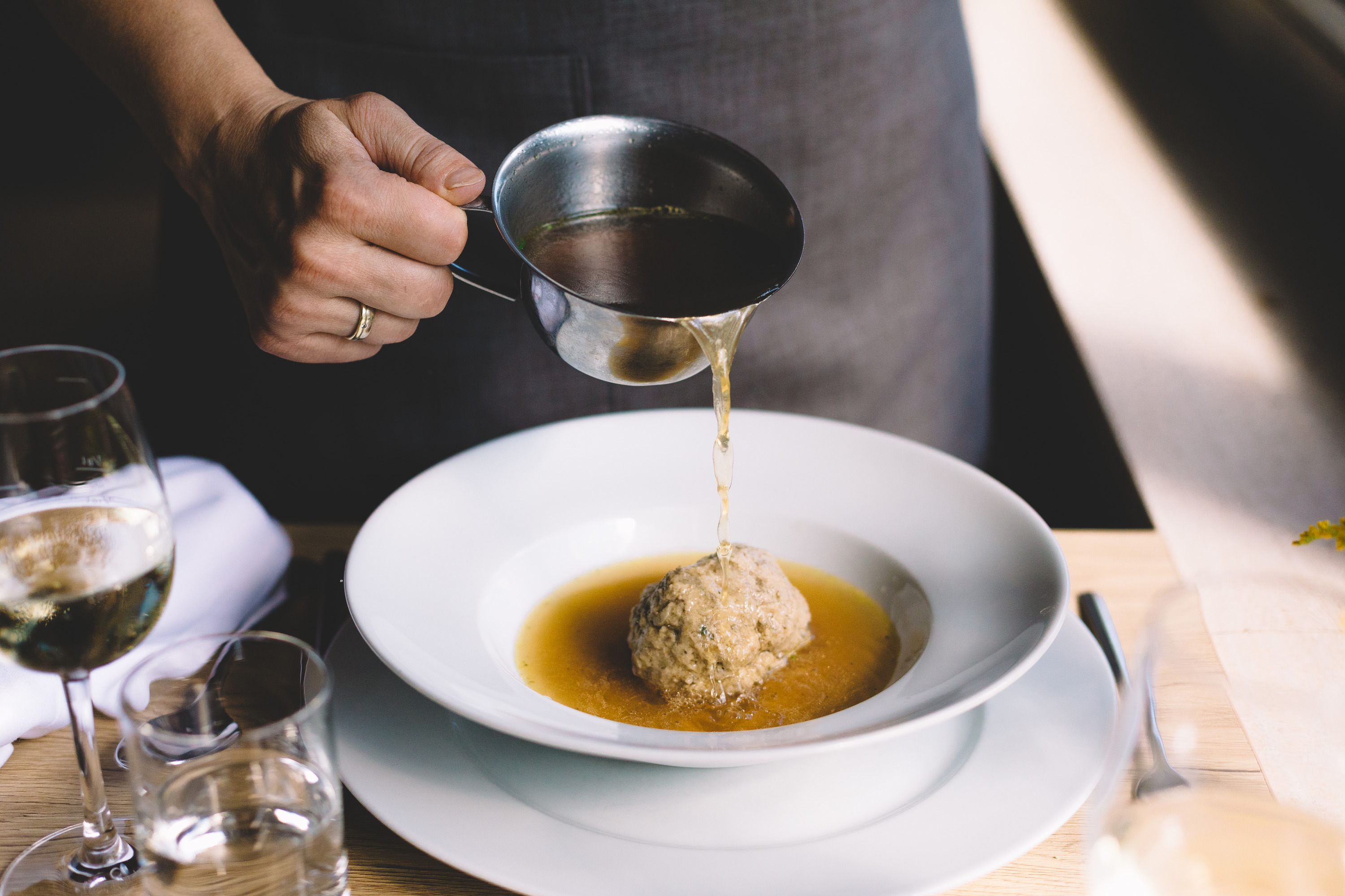 Ein Liebling auf der Speisekarte: Leberknödelsuppe